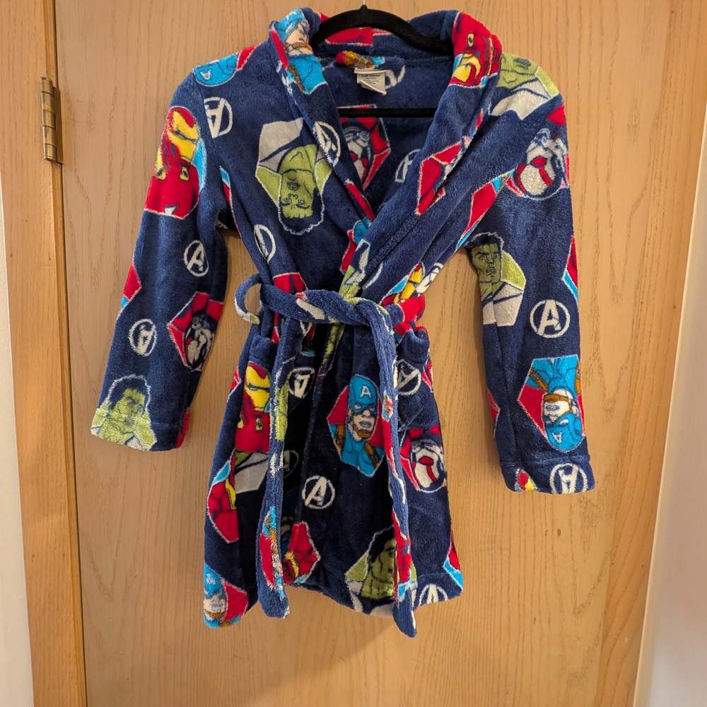 Avenger Endgame Kids' Size 8 Blue Bathrobe